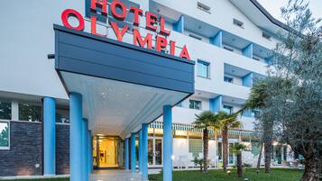 Front of property - evening/night