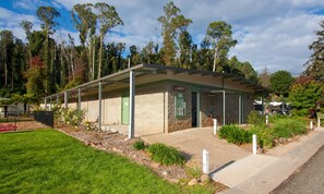 Laundry room - Marysville Holiday Park (Marysville)
