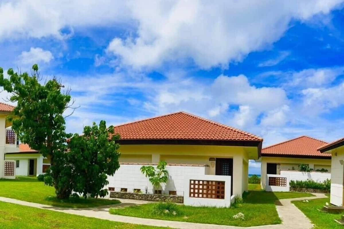 Villa, Oceanfront | 1 bedroom, bed sheets