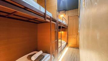 Quarto duplo econômico, sem janelas | Vista do quarto