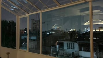 酒吧(店内)