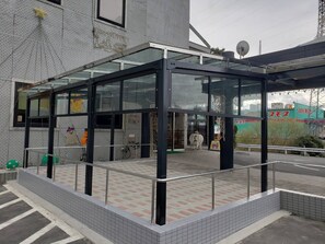 Exterior detail - Hotel Okura (Kanoya)