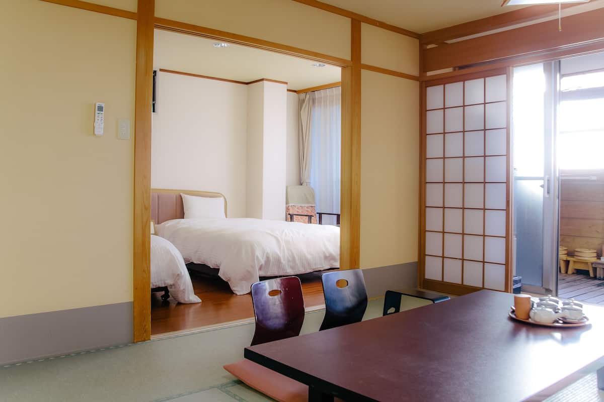 客房內保險箱、免費無線上網