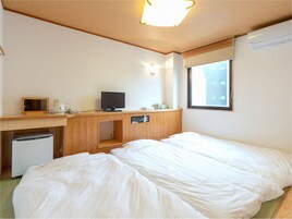 Quarto tradicional, para fumantes (Japanese Style, Triple) | Wi-Fi de cortesia, roupa de cama