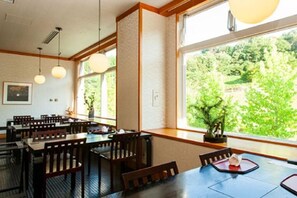 用餐