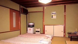 Room - Shougetsukan (Oyodo)