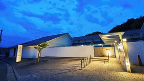 Exterior - Shogen Sanso (Tamana)