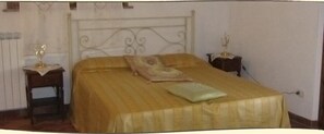 In-room safe, desk, iron/ironing board, free cots/infant beds