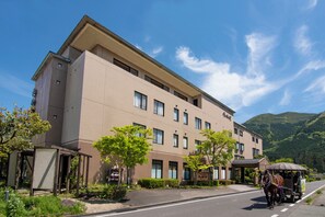Exterior - Yufuin Hotel Shuhokan (Yufu)