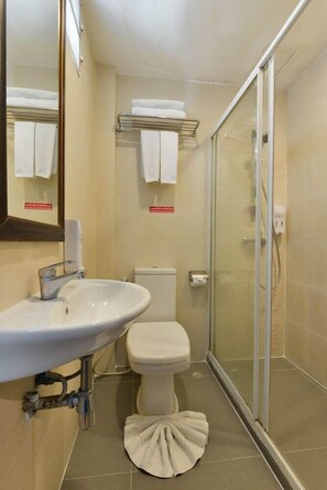 Bathroom - Arawana Express China Town EX Icheck INN Regency China Town (Bangkok)
