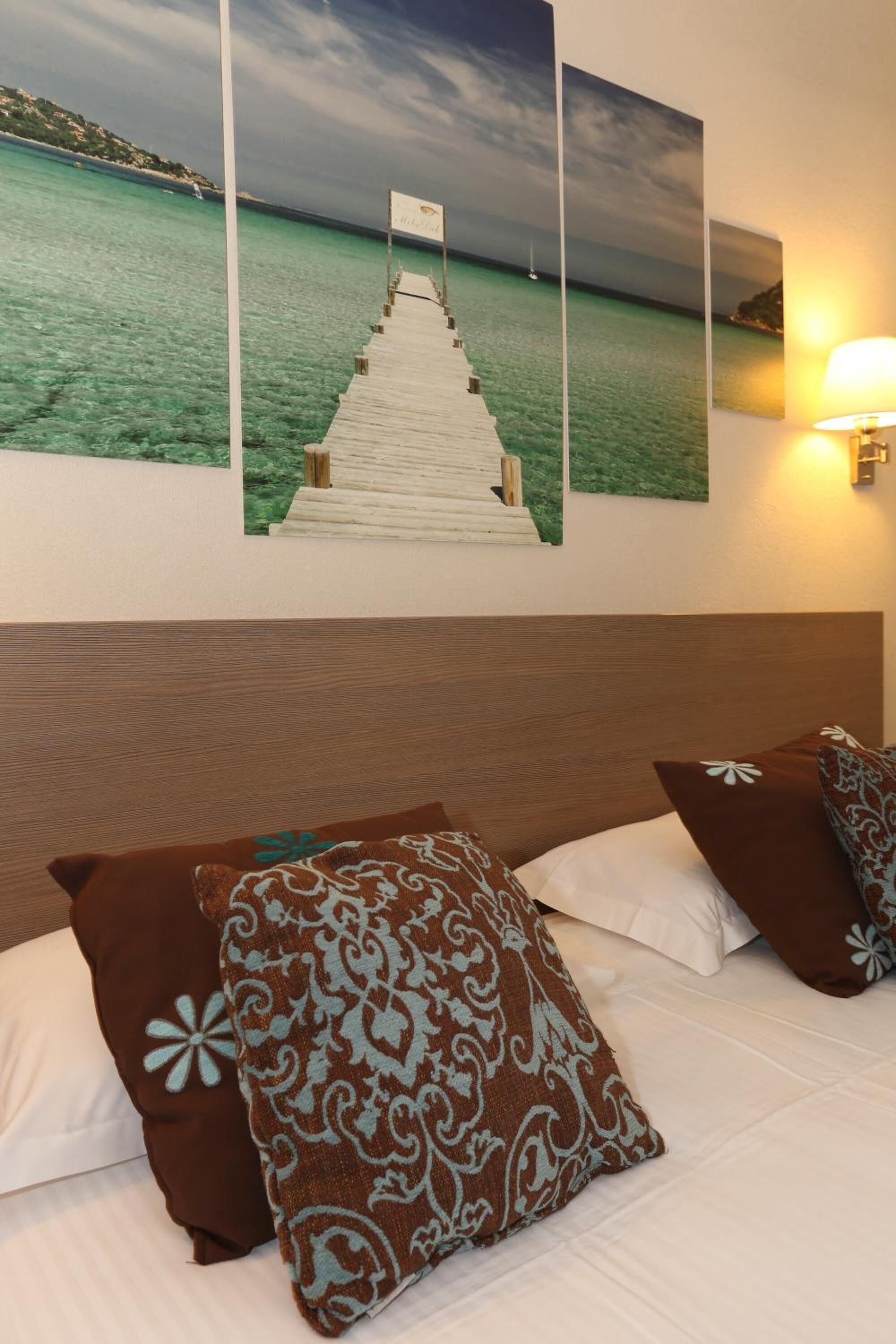 in-room safe, desk, iron/ironing board, cots/infant beds