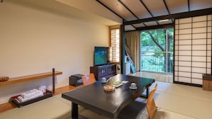Interior - Tanaka Kaikan (Kirishima)
