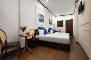 Kamar Quadruple Keluarga | Meja kerja, tirai kedap cahaya, setrika/meja setrika, dan Wi-Fi gratis