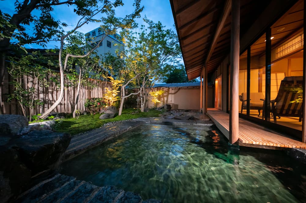 Yakakutei