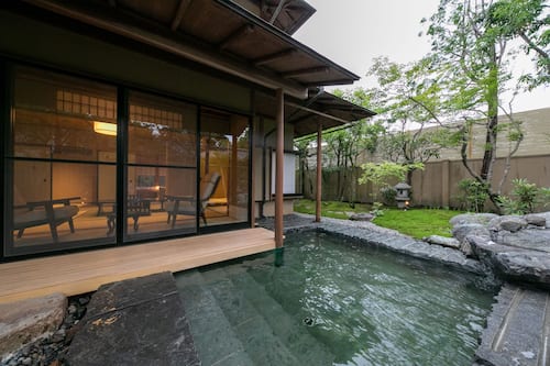 Premium Villa, Non Smoking (Shuseian) | In-room safe, desk, free WiFi, bed sheets
