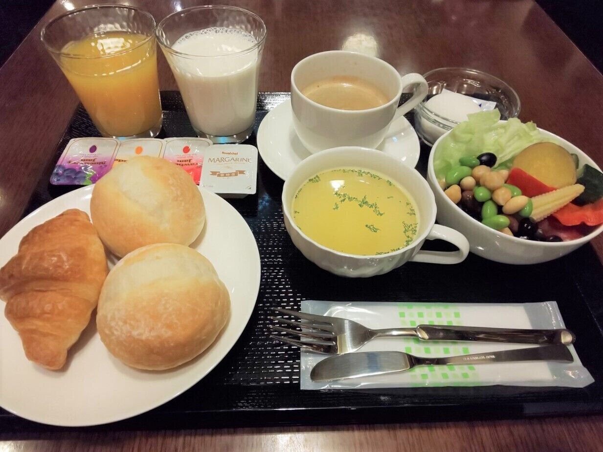 Breakfast meal
