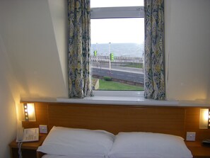 Family Duplex | In-room safe, free WiFi, bed sheets - The Waldorf Hotel (Blackpool)