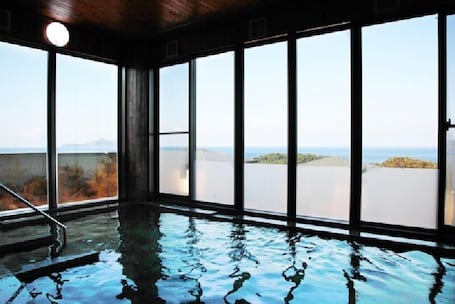 Spa. Kokumin Syukusya Hadomisaki