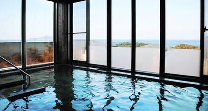 Kokumin Syukusya Hadomisaki