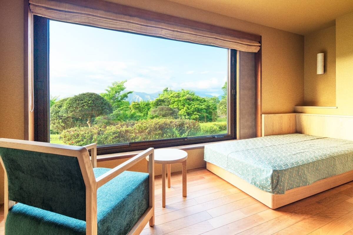 Dreibettzimmer, Nichtraucher (Japanese-Western style) | Blick auf die Berge
