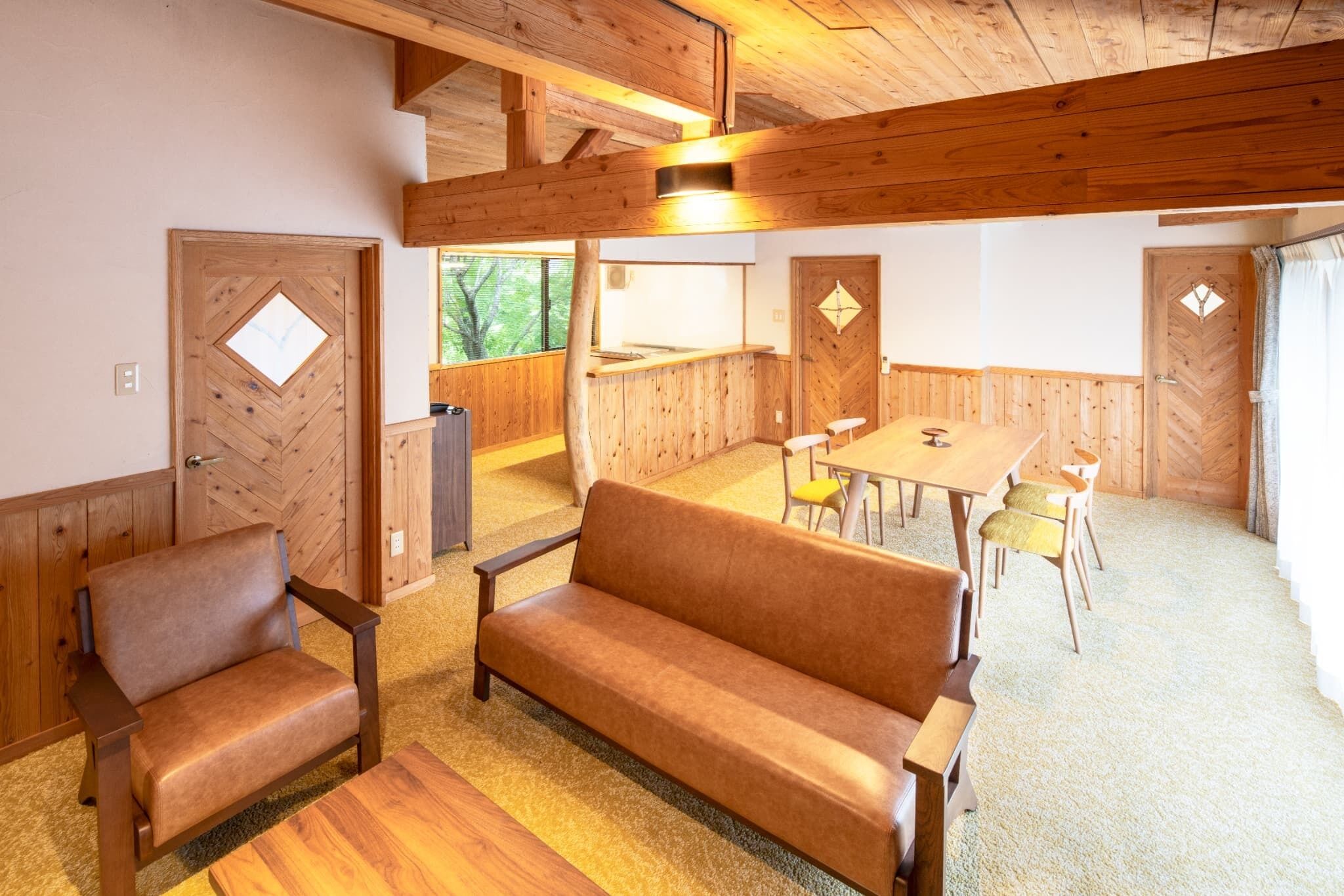 Cottage 5 Beds, Non Smoking | In-room safe, desk, WiFi (free), bed sheets