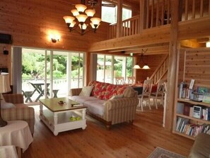 Living area - Cottage Hana Mana (Yakushima)