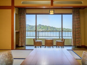 In-room safe, free WiFi, bed sheets - KAMENOI HOTEL NACHI KATSUURA KUMANO KODO (Nachikatsuura)