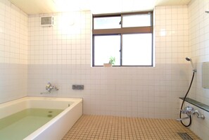 Bathroom - Miyama Heimat Youth Hostel (Nantan)