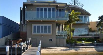 Bancroft Views Apartments