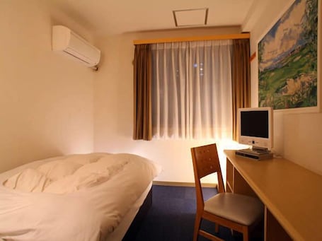 Room. Hotel Housen Soka