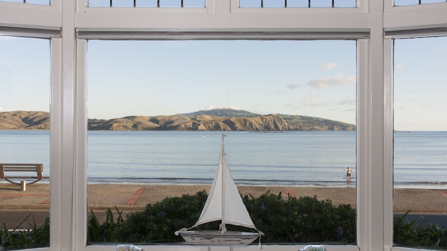 Moana Lodge - Guest House