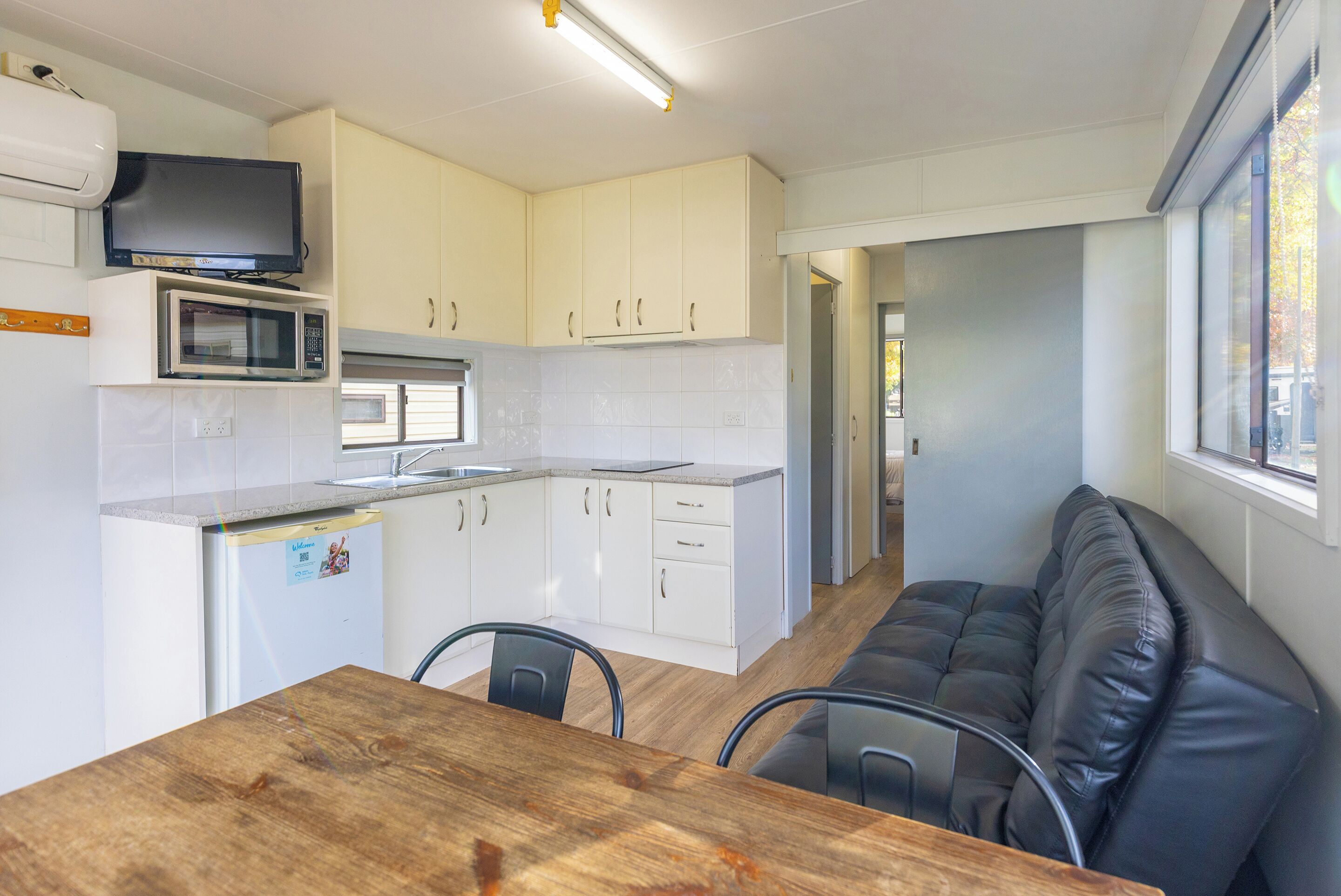 Ensuite Cabin | Private kitchen | Shared fridge, microwave, coffee/tea maker, electric kettle