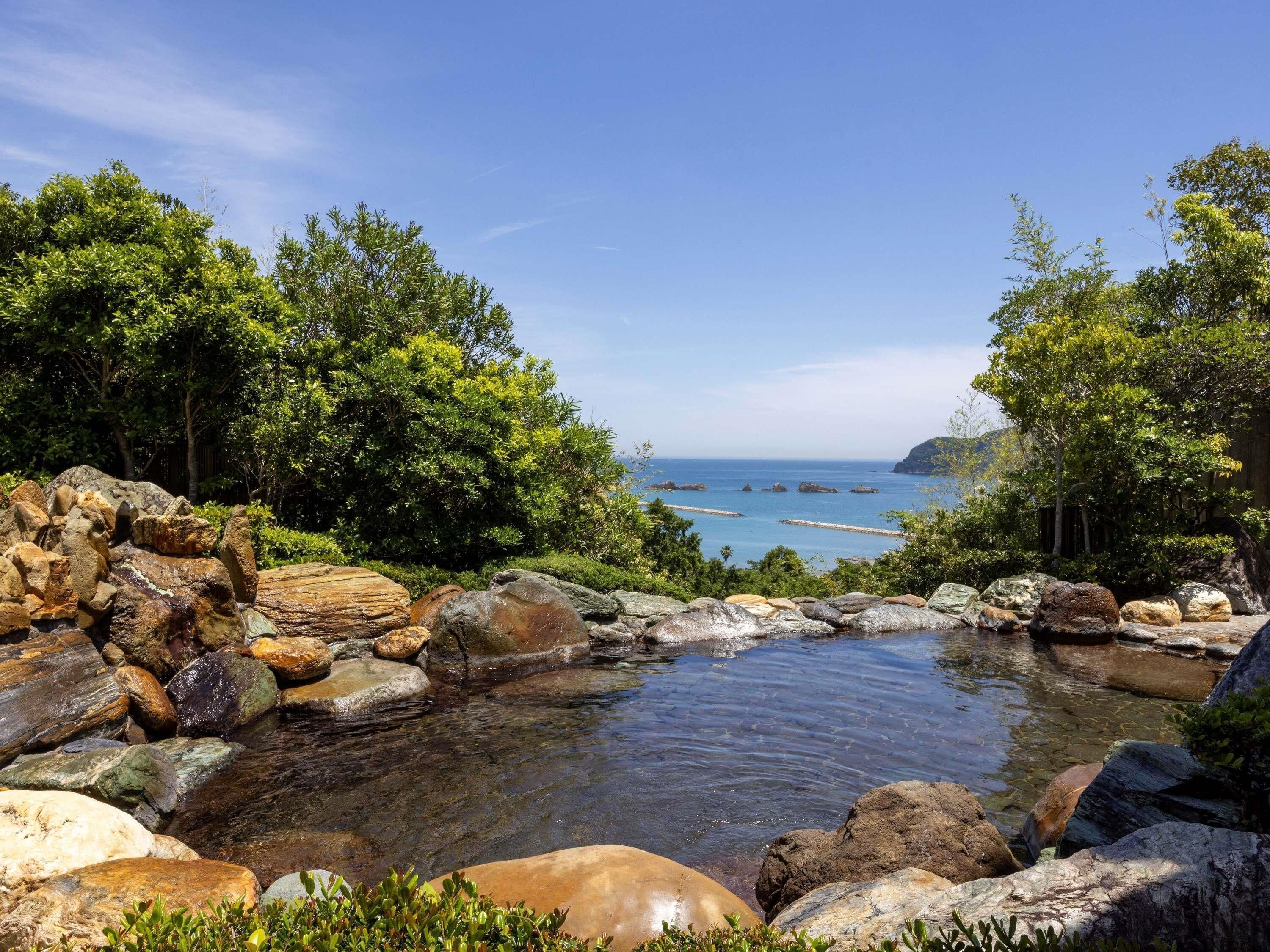 Hochwertige Bettwaren, Zimmersafe, Verdunkelungsvorhänge, Zustellbetten