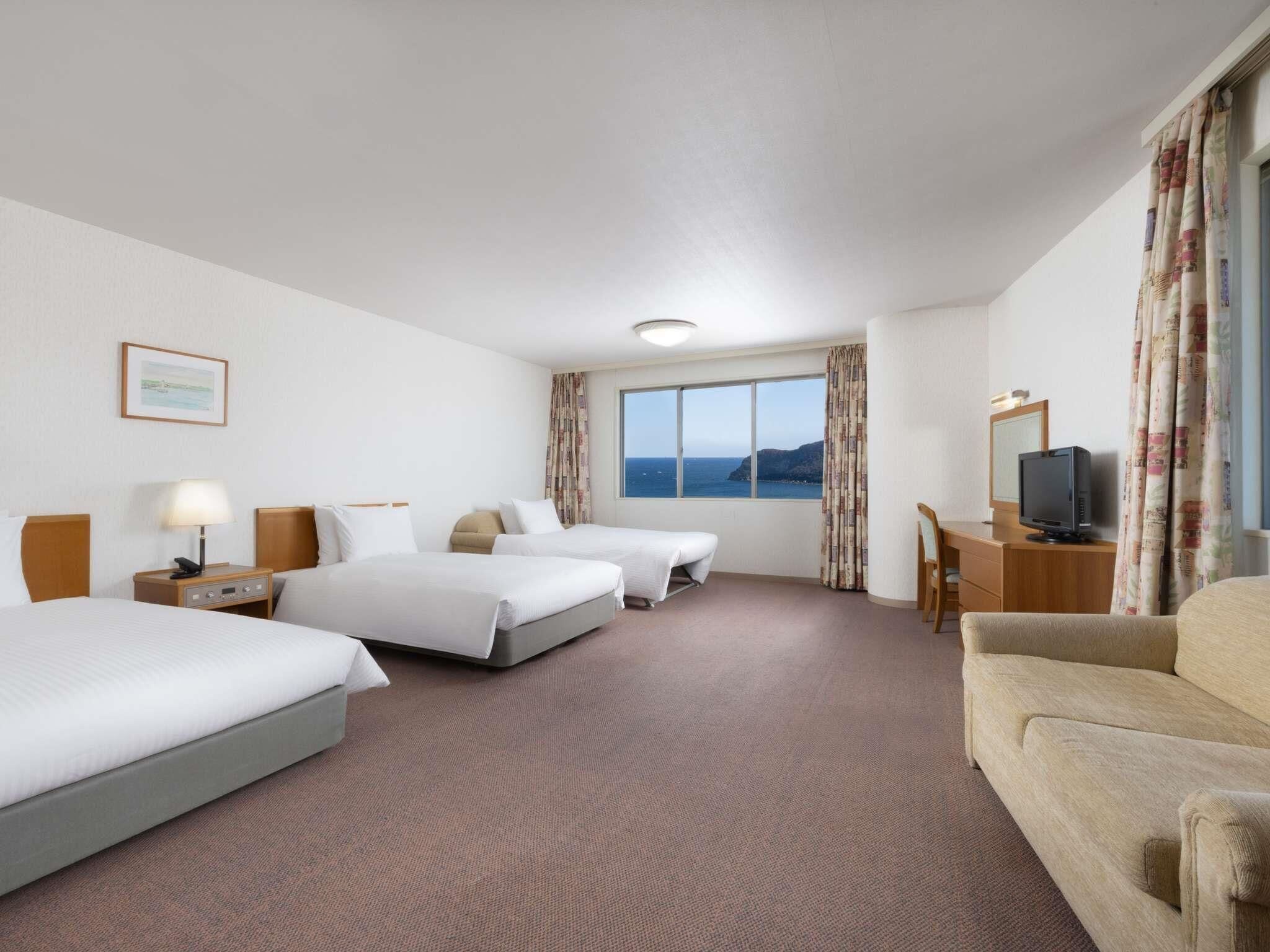 Classic Room, Multiple Beds, Ocean View | Premium bedding, in-room safe, blackout curtains, soundproofing