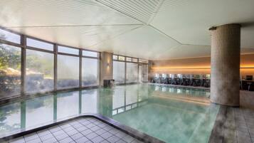 Premium bedding, in-room safe, blackout curtains, soundproofing