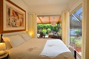 Leilighet – standard, flere soverom, ikke-røyk, kjøkken (Pond) | Strykejern/-brett, wi-fi (inkludert) og sengetøy