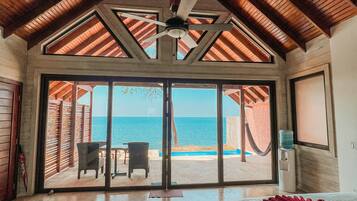 1 bedroom, premium bedding, pillow-top beds, in-room safe