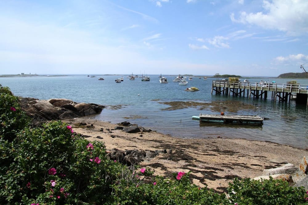 The Rhumb Line Resort