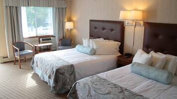 Premium bedding, individually decorated, individually furnished, desk