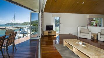 Family Townhome, 3 Bedrooms, Pool Access, Marina View | Living room | TV, DVD player