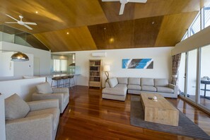 Televisión, reproductor de DVD