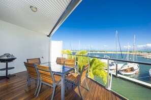 Family Townhome, 3 Bedrooms, Pool Access, Marina View | Balcony