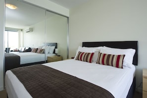 1 bedroom, iron/ironing board, cots/infant beds, rollaway beds