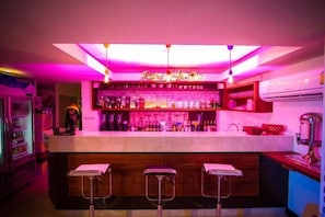 Bar (on property) - Retro39 (Bangkok)