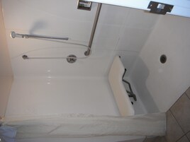 Deluxe Room, 1 King Bed | Bathroom shower