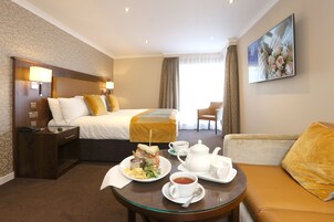 Suite, 1 King Bed, Non Smoking | 1 bedroom, premium bedding, desk, laptop workspace