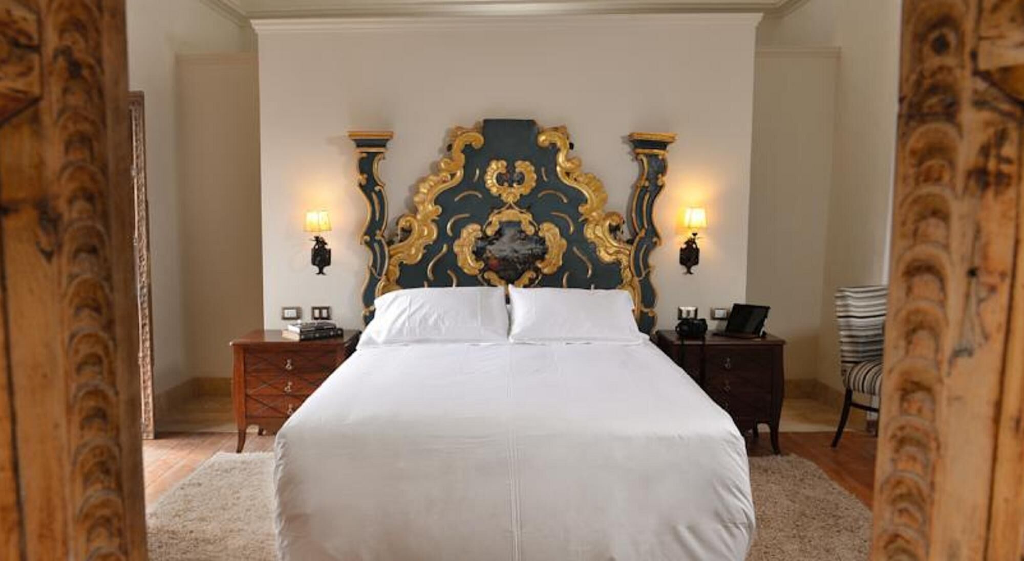 Egyptian cotton sheets, premium bedding, pillowtop beds, in-room safe