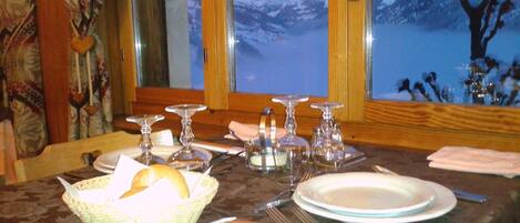 Lunch and dinner served, local cuisine