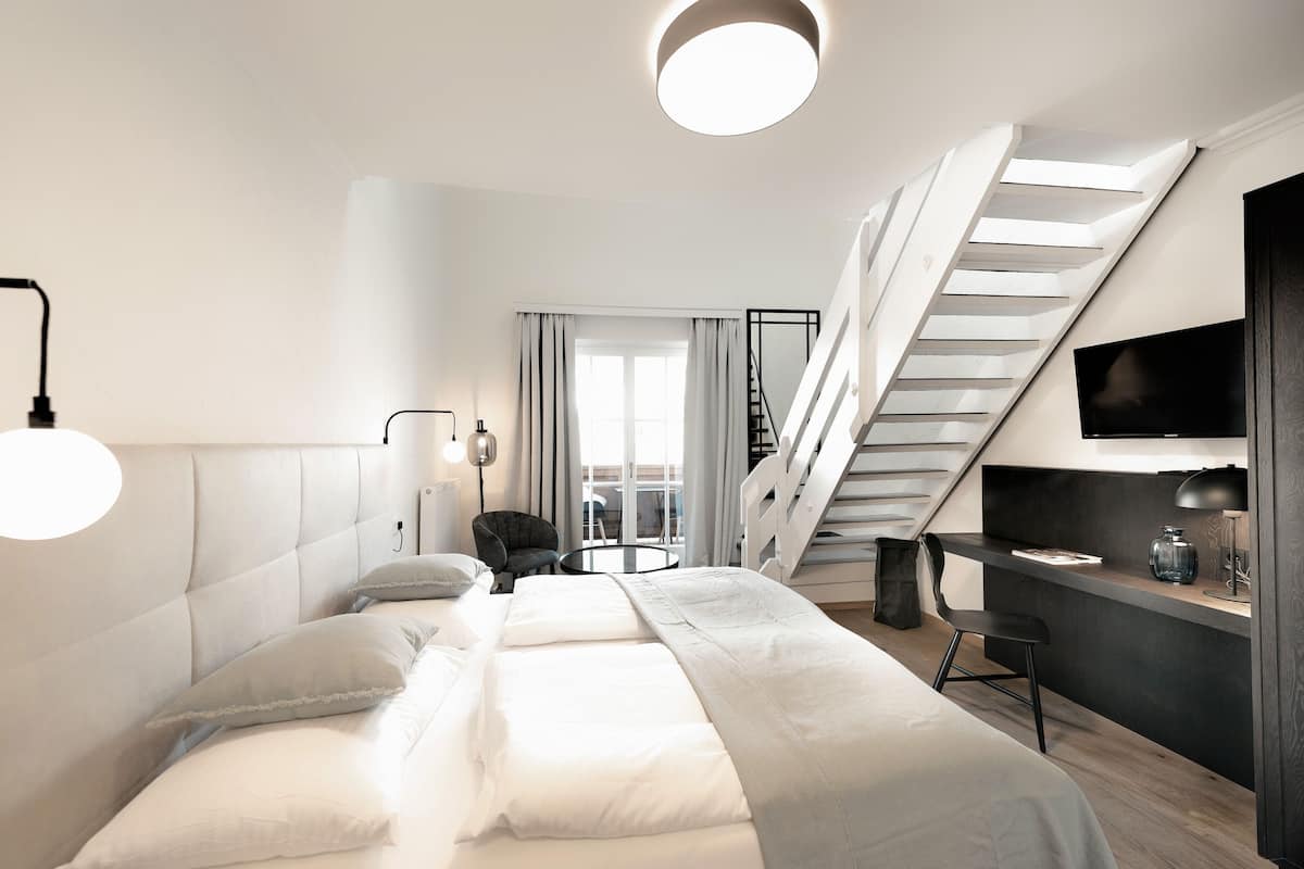 Chambre Galerie, 2 chambres, balcon (Gmiadlicha Gustl) | 2 chambres, literie de qualité supérieure, couette en duvet d'oie