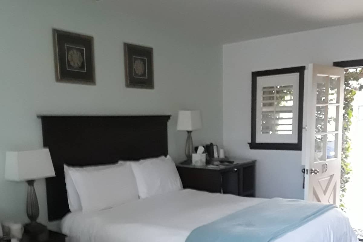 Garden View Queen Room | 1 habitación y ropa de cama de alta calidad